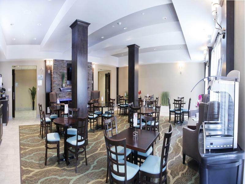 Holiday Inn Express Fort St John By Ihg Fort St. John Εξωτερικό φωτογραφία
